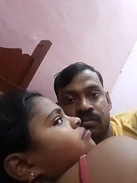 Snapshot of Hot_couple493 chatting on 02.10.25 Hot couple493 online show from 02.10.25