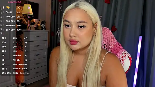  Loneve   online show from 04.22.26