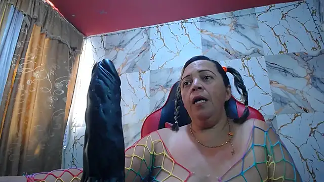 alina maturehot online show from 02.27.26