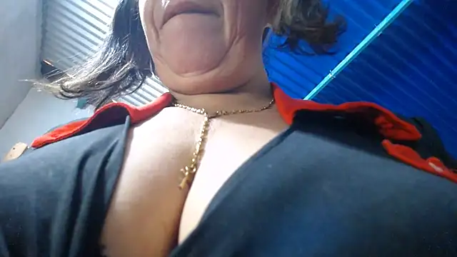 Snapshot of alina_maturehot chatting on 07.24.26 alina maturehot online show from 07.24.26