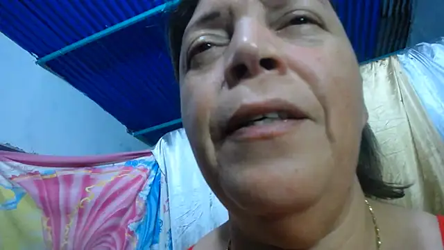 Snapshot of alina_maturehot chatting on 07.28.26 alina maturehot online show from 07.28.26