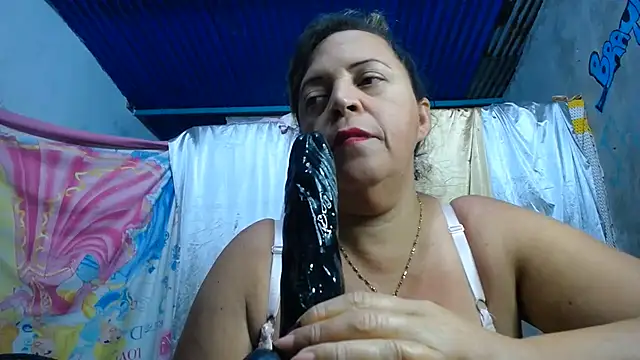 Snapshot of alina_maturehot chatting on 07.29.26 alina maturehot online show from 07.29.26