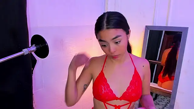 lanna brunette online show from 05.07.26