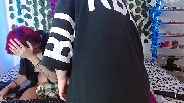 Snapshot of duo_peludoo chatting on 03.15.25 duo peludoo online show from 03.15.25