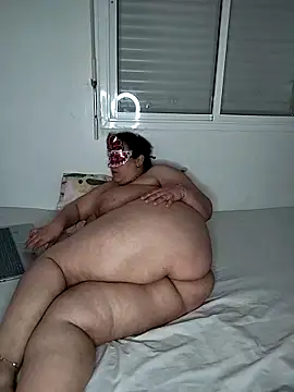 Snapshot of salma11125 chatting on 03.10.25 salma11125 online show from 03.10.25