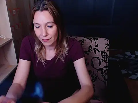 Snapshot of hannaha chatting on 03.05.26 hannaha online show from 03.05.26