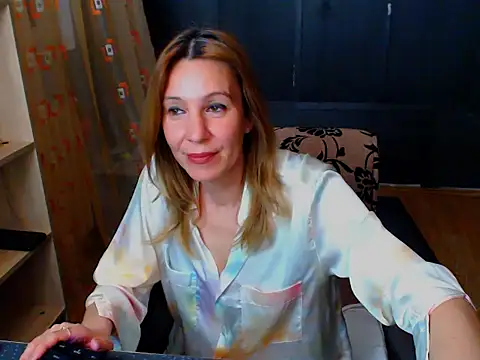 Snapshot of hannaha chatting on 03.27.26 hannaha online show from 03.27.26