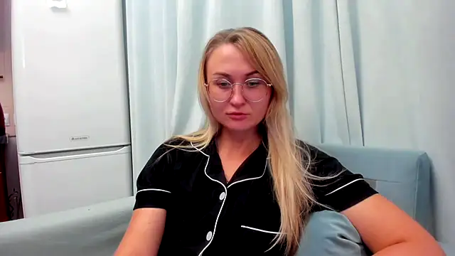 your Goddess Eva online show from 09.19.25