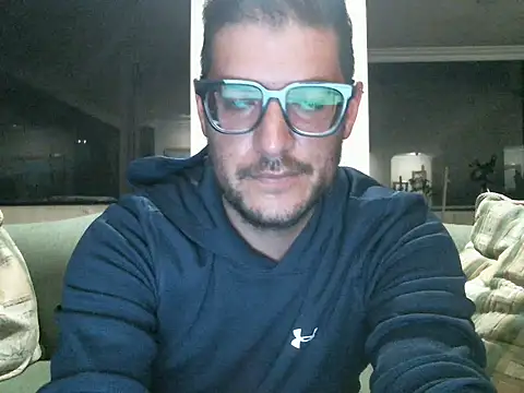 quitomanec online show from 05.18.26