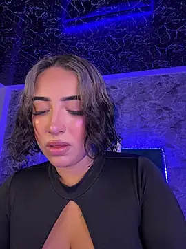 Snapshot of Scarlett-LS chatting on 05.12.26 Scarlett-LS online show from 05.12.26
