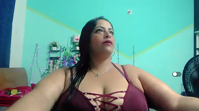 NickyRibeiro online show from 10.30.25