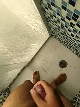 Snapshot of henri69 chatting on 02.09.26 henri69 online show from 02.09.26