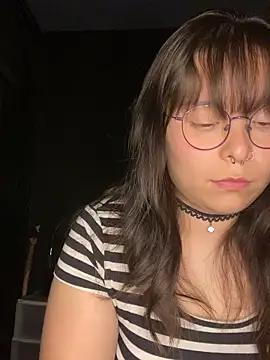 Snapshot of Solo_yoss chatting on 11.14.25 Solo yoss online show from 11.14.25