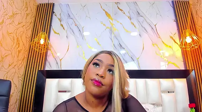 TianahGlow online show from 02.24.25