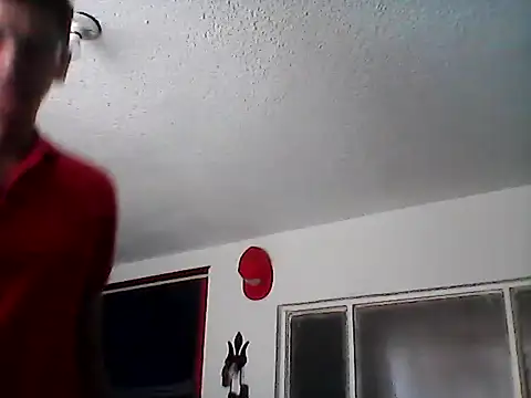 Snapshot of Luiyi1997 chatting on 02.10.25 Luiyi1997 online show from 02.10.25