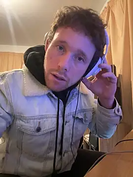 teeballin0001 online show from 09.24.25