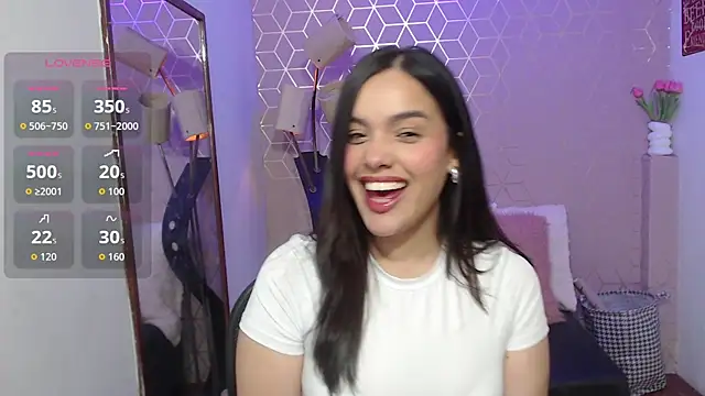 Lana Pearce online show from 10.11.25