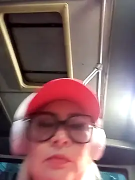 CandieGilson   online show from 02.17.26