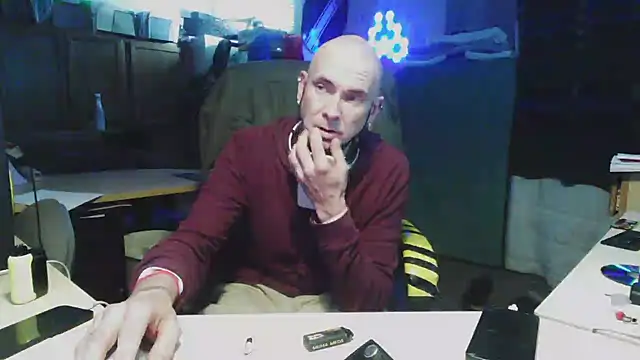 TommyDoggg online show from 02.14.25