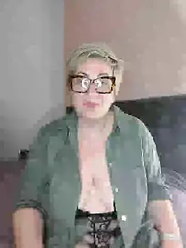 Snapshot of Pumabionda chatting on 02.23.25 Pumabionda online show from 02.23.25