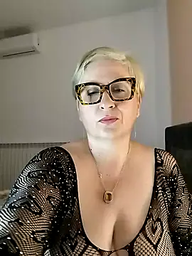 Pumabionda online show from 10.29.25