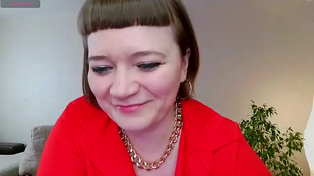 Snapshot of LizaMilfa chatting on 02.24.25 LizaMilfa online show from 02.24.25