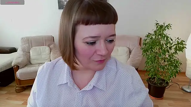 Snapshot of LizaMilfa chatting on 03.06.25 LizaMilfa online show from 03.06.25