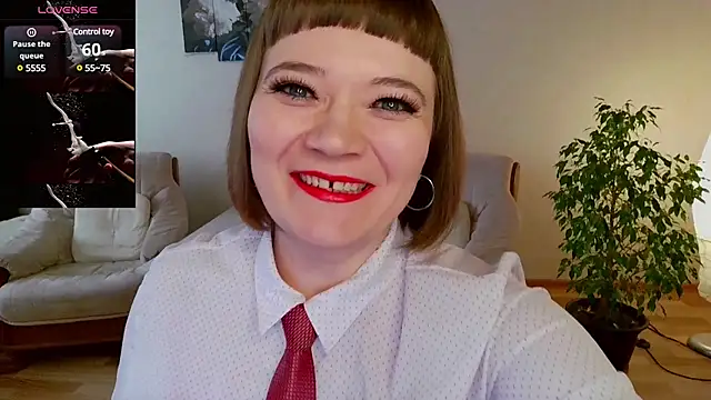 Snapshot of LizaMilfa chatting on 03.20.25 LizaMilfa online show from 03.20.25