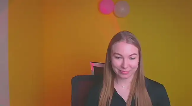 Snapshot of Dana_flowers chatting on 02.20.25 Dana flowers online show from 02.20.25