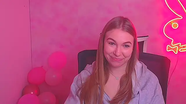 Snapshot of Dana_flowers chatting on 02.21.25 Dana flowers online show from 02.21.25