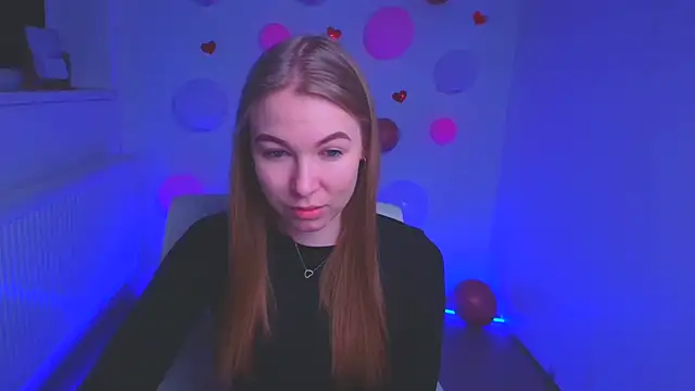 Snapshot of Dana_flowers chatting on 03.03.25 Dana flowers online show from 03.03.25