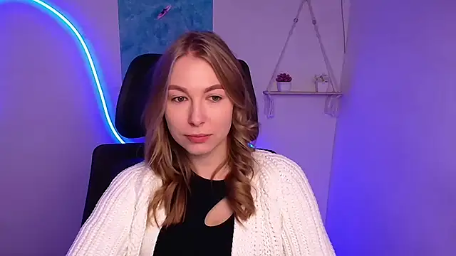 Snapshot of Dana_flowers chatting on 10.22.25 Dana flowers online show from 10.22.25