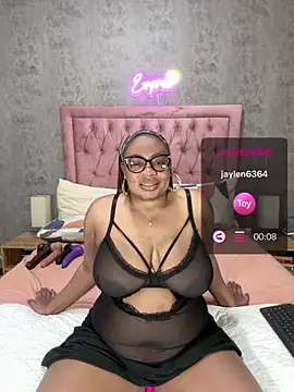 Snapshot of VixenRoyaleX chatting on 07.09.26 VixenRoyaleX online show from 07.09.26