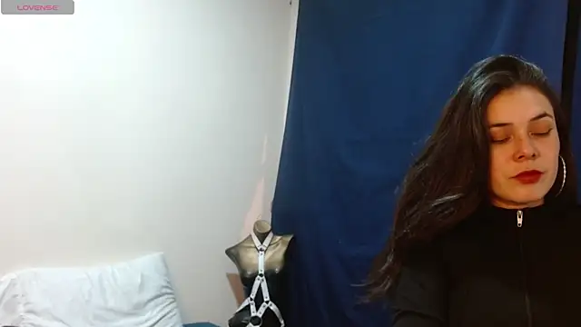 SamanthaGreen- online show from 03.18.25