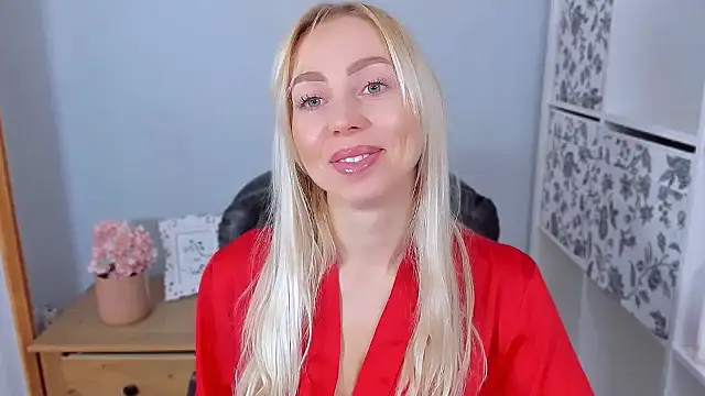 MargaritaRose online show from 11.28.25