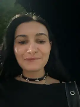 Snapshot of lunalovelee chatting on 09.14.25 lunalovelee online show from 09.14.25