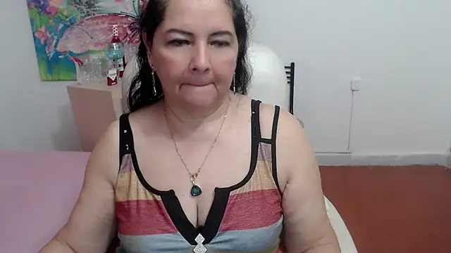 leonela 69 online show from 10.19.25