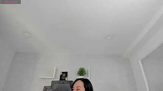 EmiliaRose  online show from 11.18.25