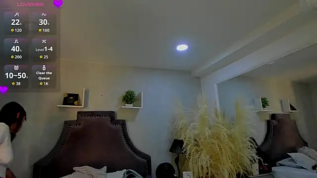 EmiliaRose  online show from 12.21.25