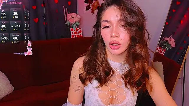 Caroline  Brown online show from 02.19.25