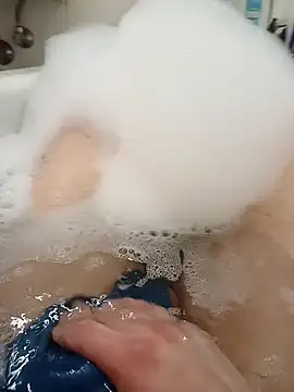 flo000031 online show from 03.10.26