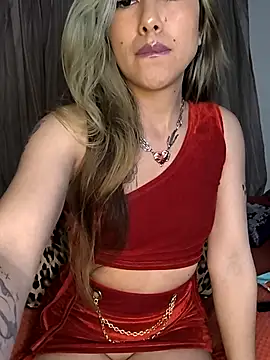 Tiff Doll online show from 11.21.25