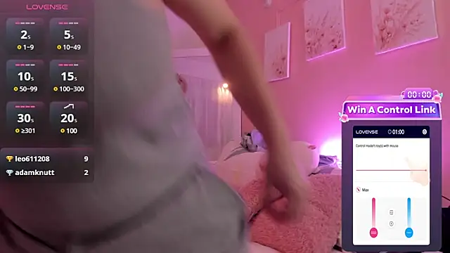 Snapshot of PamelaBliss chatting on 03.14.25 PamelaBliss online show from 03.14.25