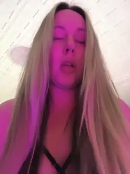 Mona Plus online show from 01.05.26