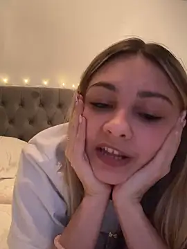 Snapshot of skyemorgan01 chatting on 02.22.26 skyemorgan01 online show from 02.22.26