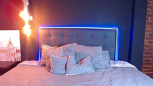 Snapshot of scarleth_shadow chatting on 02.19.25 scarleth shadow online show from 02.19.25