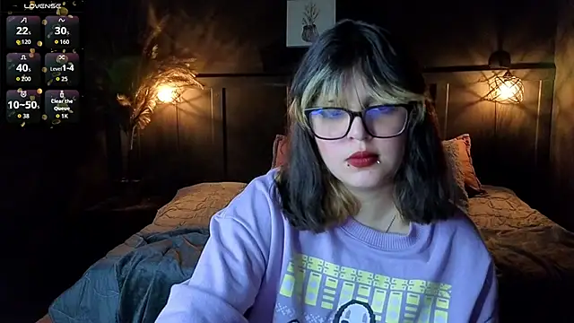 Snapshot of scarleth_shadow chatting on 09.11.25 scarleth shadow online show from 09.11.25