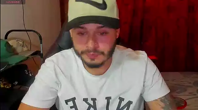 Snapshot of ragnar_lothbrok777 chatting on 03.11.25 ragnar lothbrok777 online show from 03.11.25