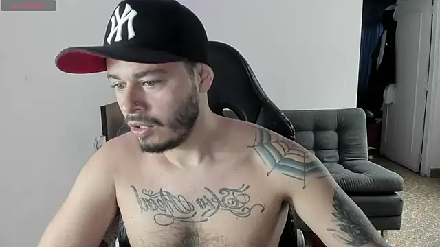 Snapshot of ragnar_lothbrok777 chatting on 09.19.25 ragnar lothbrok777 online show from 09.19.25