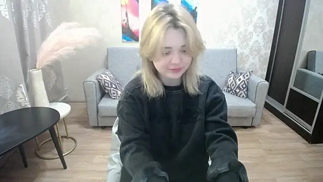 Snapshot of Finna_39 chatting on 02.01.26 Finna 39 online show from 02.01.26